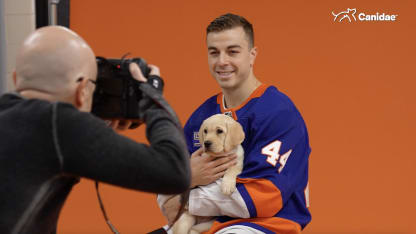 Islanders Puppy Calendar Shoot
