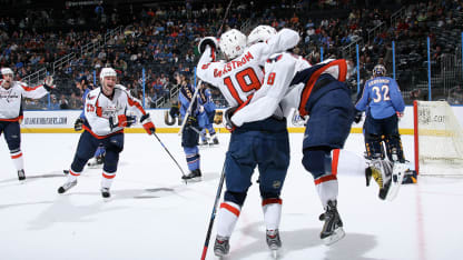 Time CAPSule - Late Surge Sparks 5-3 Win in Atlanta