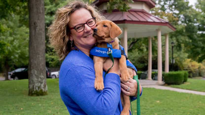 Puppy Blog: Meet the Islanders Puppy Raiser