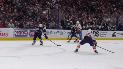 NYI@CBJ: Kuraly scores goal against Marcus Hogberg