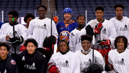 Isles Alumni Surprise at UBS 3 Keys Cup