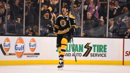 Chara BOS 2015 goal celebration